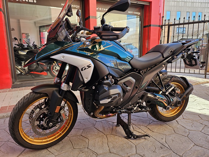 Bmw r 1300 gs 24